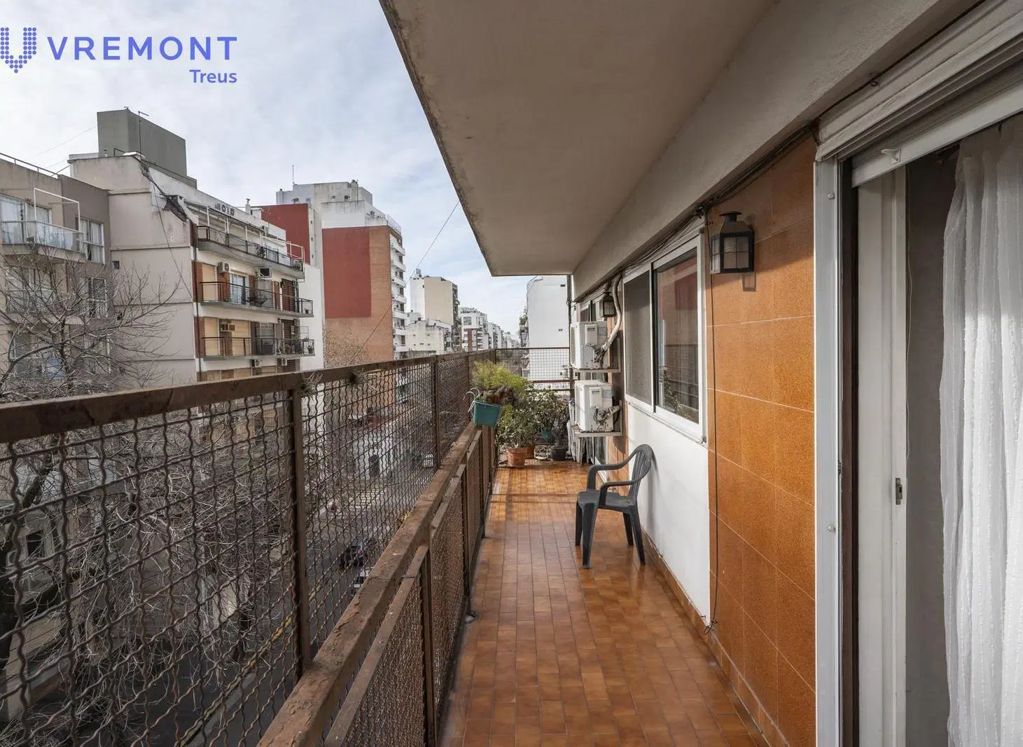 Avellaneda 400 Departamento 3 Ambientes Balcón Cochera Venta 4