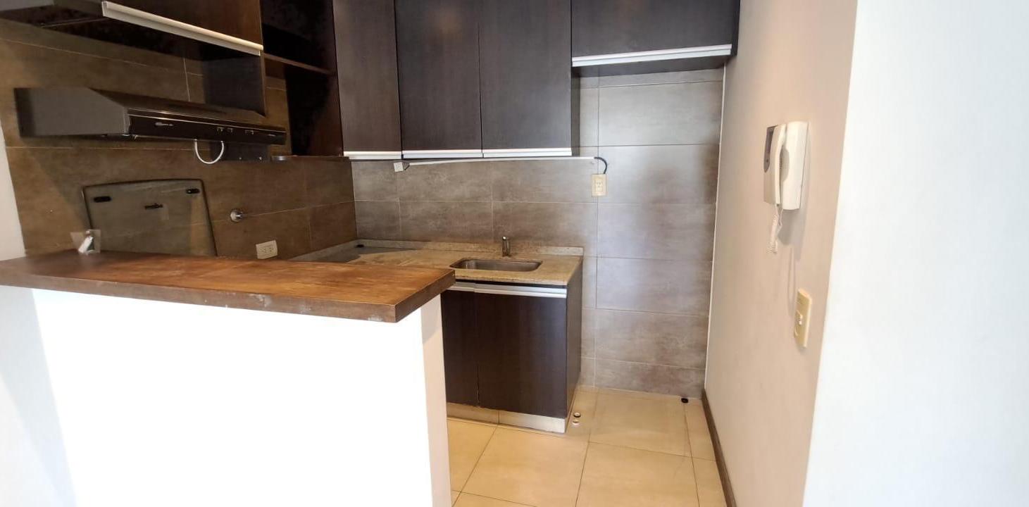 Foto de DEPARTAMENTO MONOAMBIENTE EN ALQUILER CON COCHERA FIJA, imagen 3