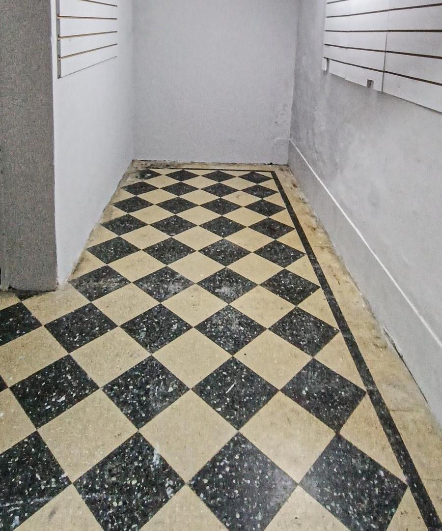 Foto de Venta Local y vivienda para reciclar, oportunidad, imagen 3