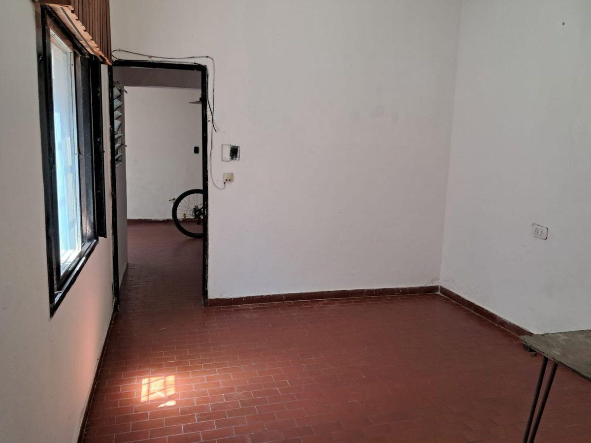 Venta Casa de Pasillo 3 Dorm. G. Baigorria 3