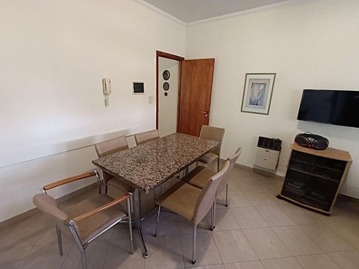 Departamento 2 Dorm. Balcón Cochera Quincho 3