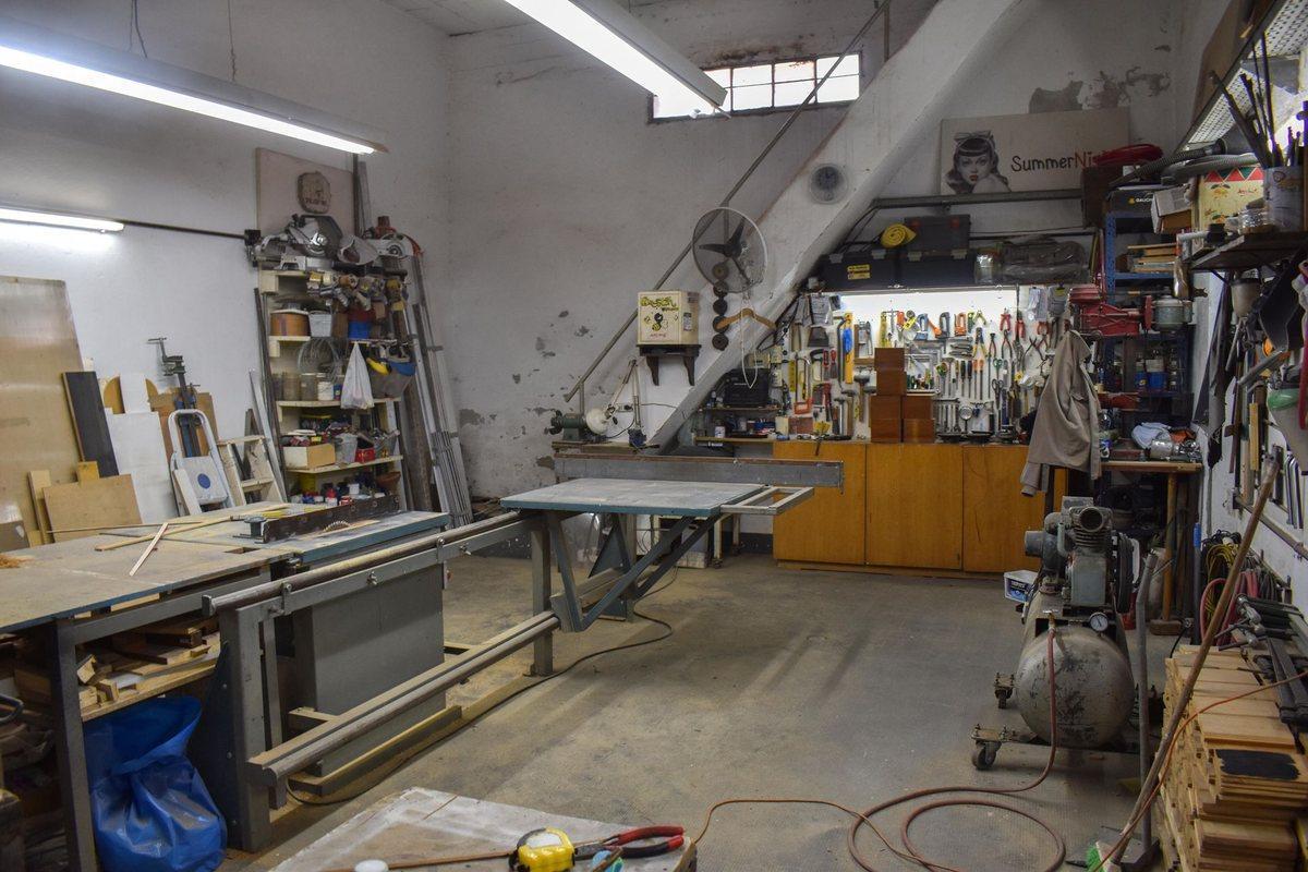 Venta Galpón con Oficina Barrrio Azcuenaga 5