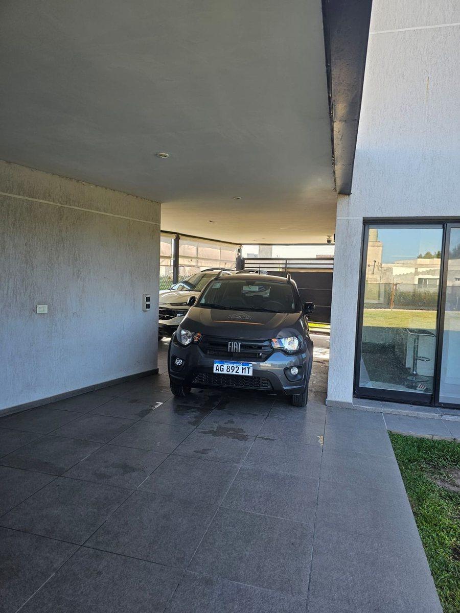 Casa 2 Dorm., Jardin y Pileta. Ibarlucea 1