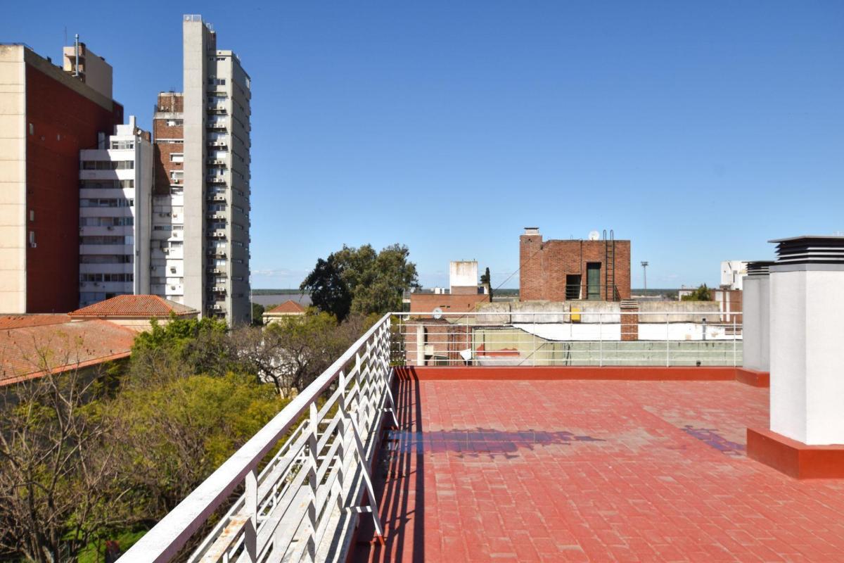 Departamento 3 Dorm. - Cochera y Patio 3