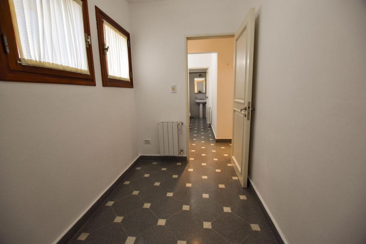 Venta. Casa 3 Dorm. Country La Bahia. 4