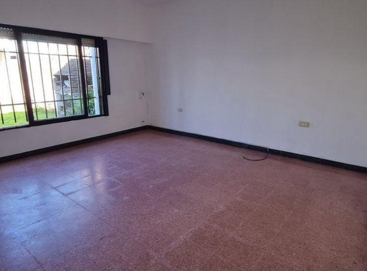 Casa en venta jardin cochera Barrio Belgrano 4