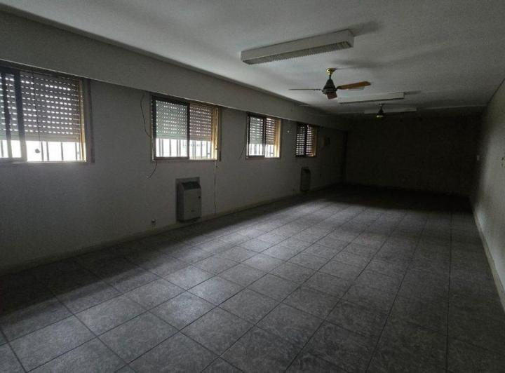 VENTA CASA INSTITUCIONAL/ APTO PROFESIONAL 4