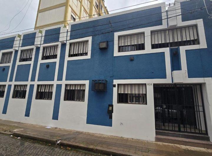 VENTA CASA INSTITUCIONAL/ APTO PROFESIONAL 1