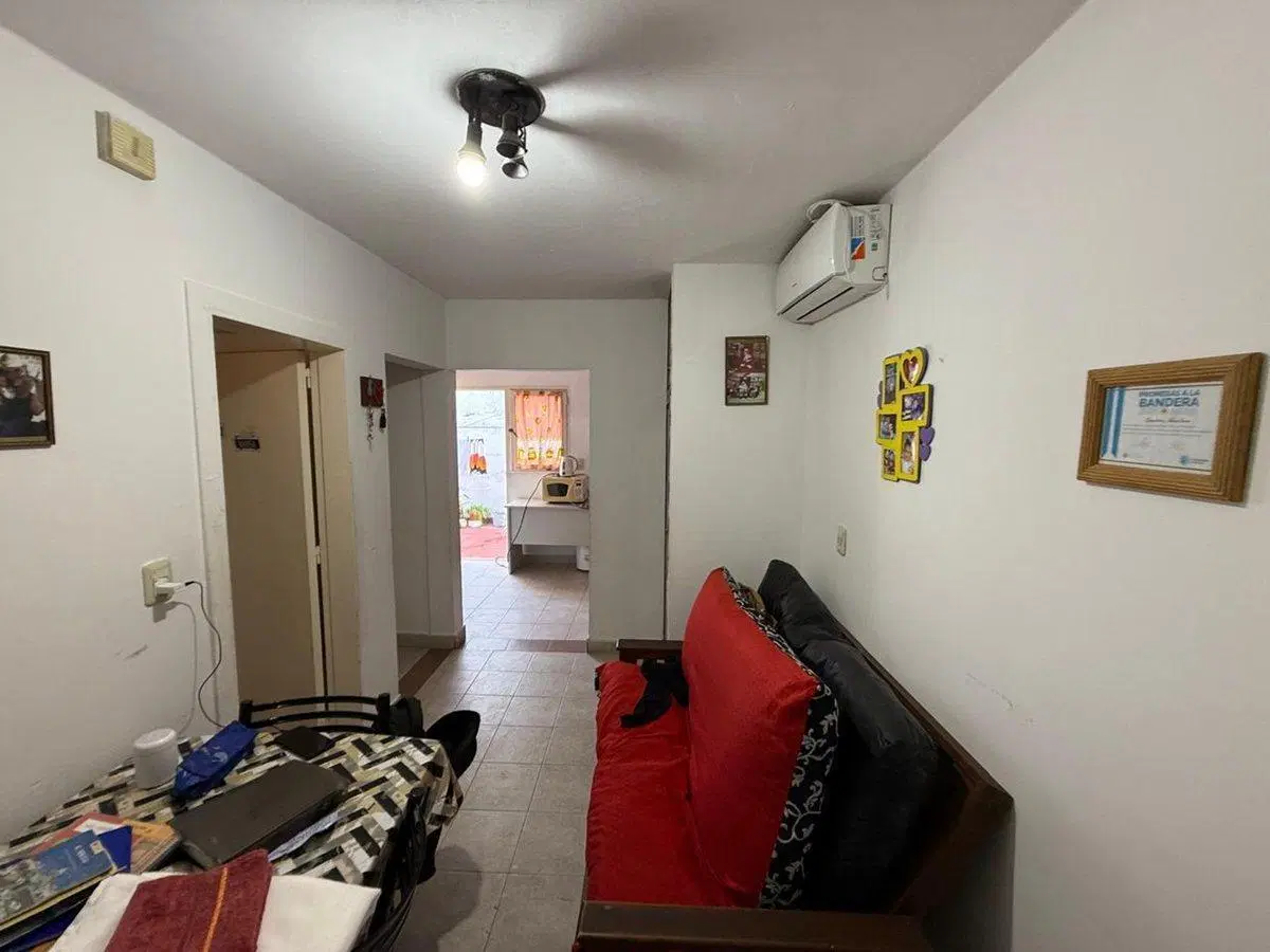 VENTA PH 2 DEPARTAMENTOS UN DORMITORIO CON PATIO 3