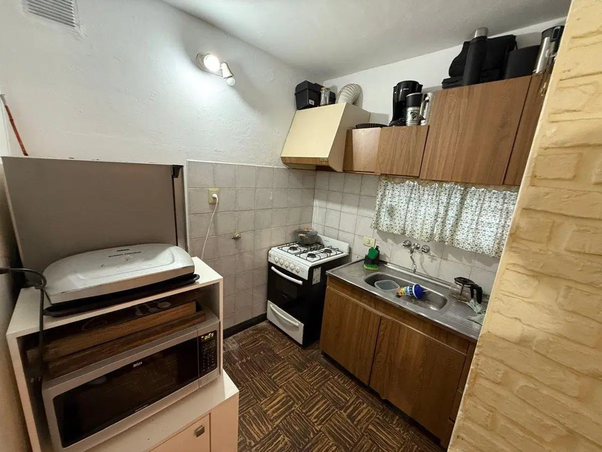 VENTA PH 2 DEPARTAMENTOS UN DORMITORIO CON PATIO 4