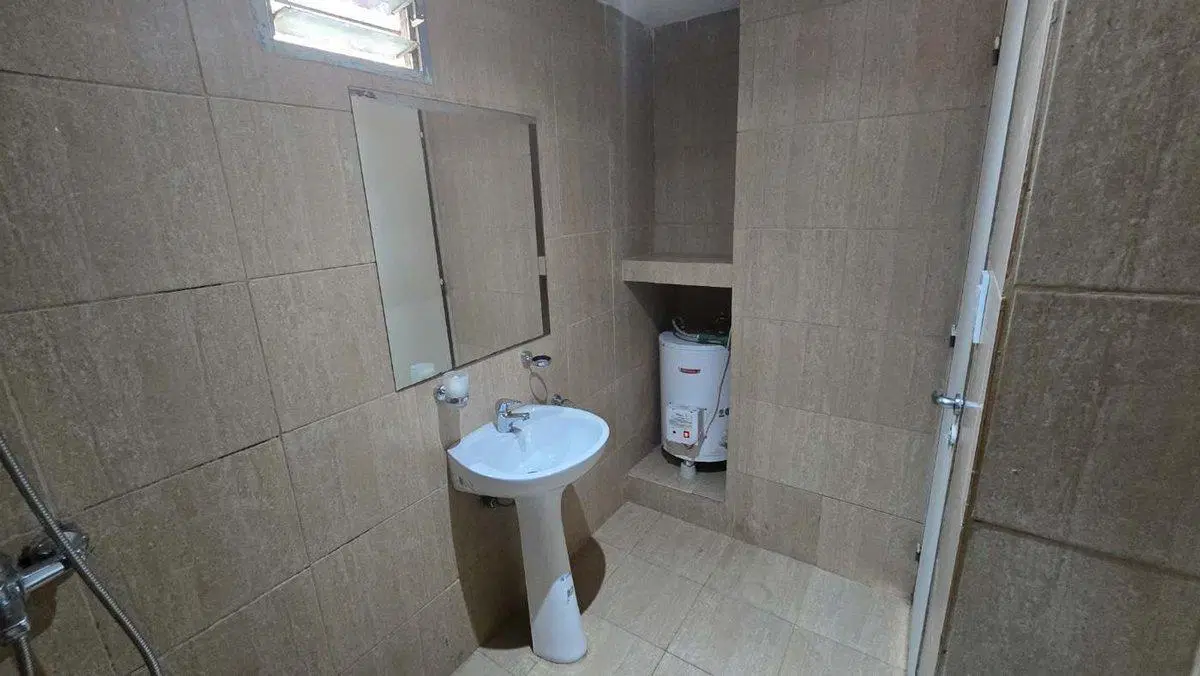 ALQUILER MONOAMBIENTE ARROYITO 5