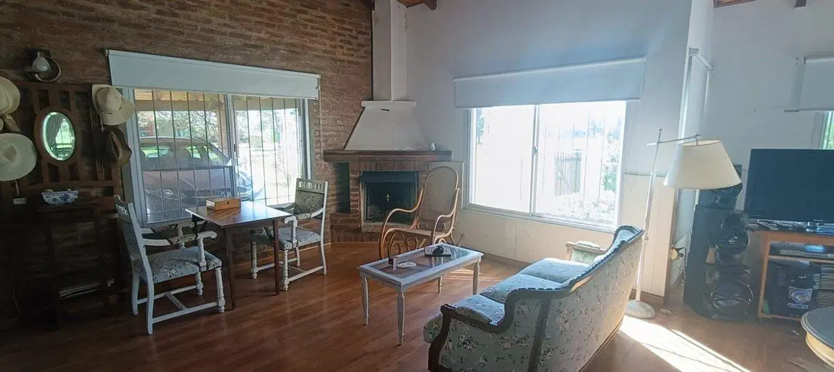 Casa Alquiler 3 dormitorios Barrio Cerrado 2
