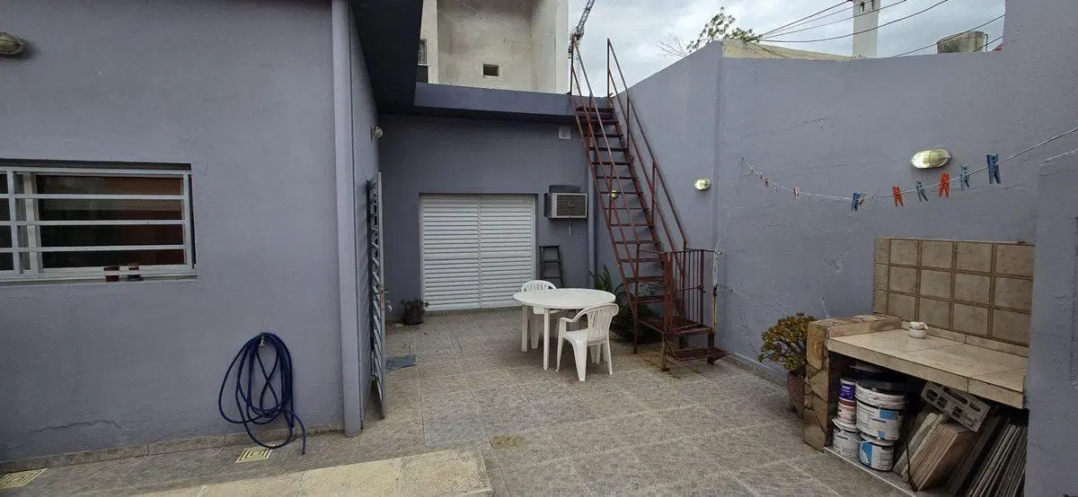 Venta Casa 3 Dormitorios, patio pileta San Lorenzo 4