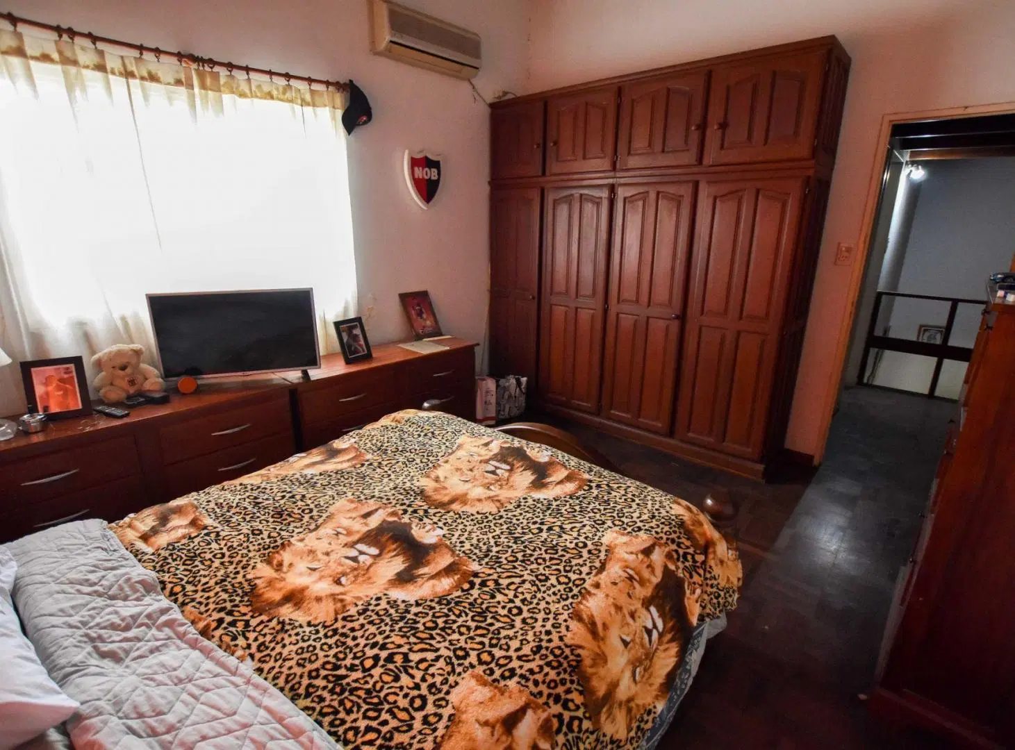 VENTA CASA 3 DORMITORIOS 6 LOTES CANCHA DE TENIS 5