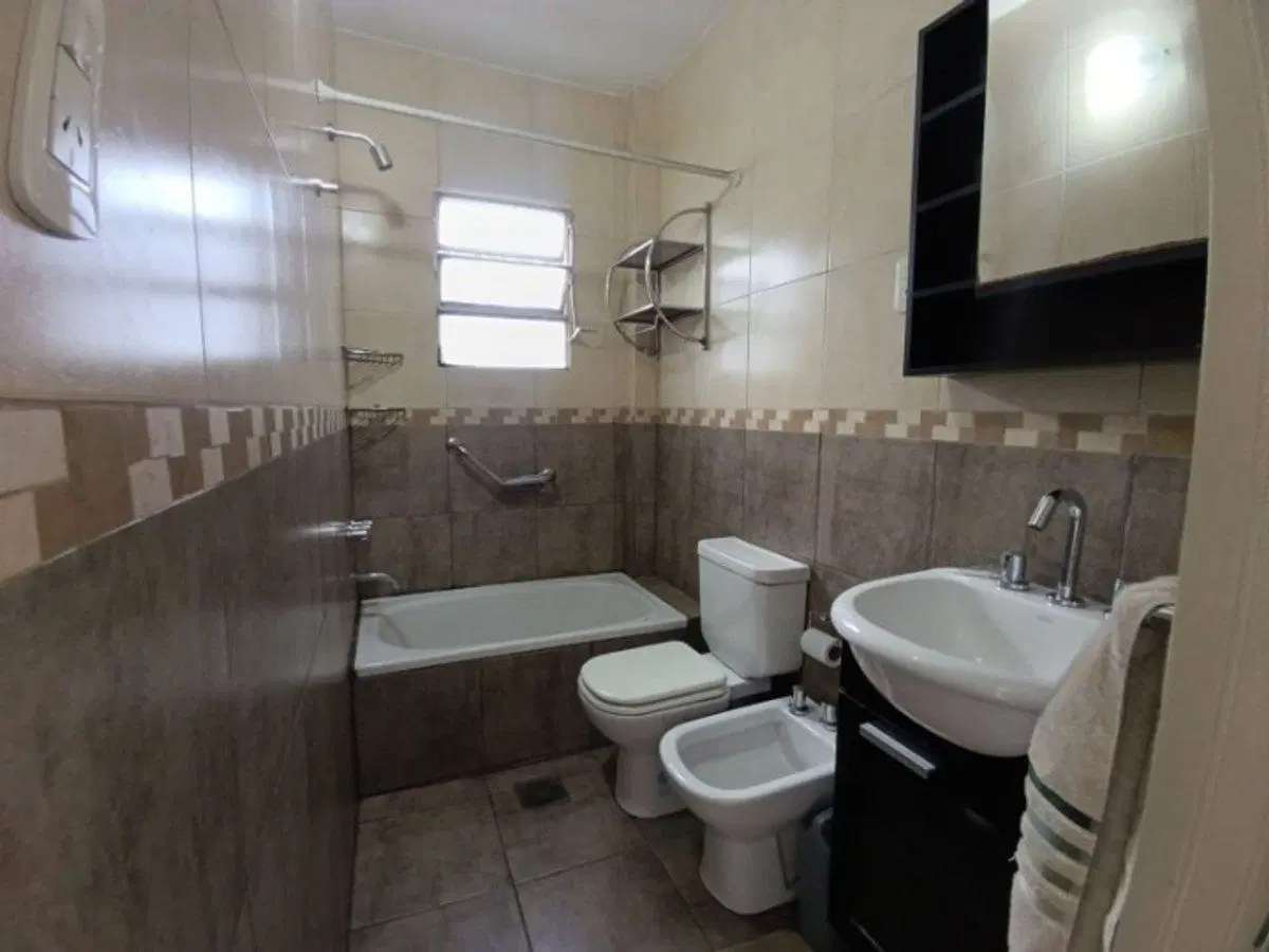 VENTA DEPARTAMENTO 2 DORMITORIOS BALCÓN X ESCALERA 4