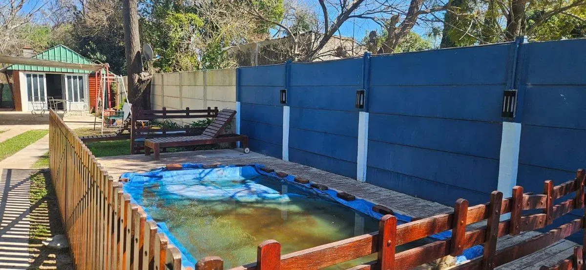 CABAÑA EN VENTA CON PILETA PTO. GABOTO 2