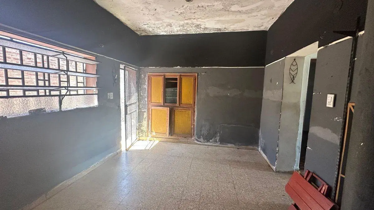 VENTA CASA 1 DORMITORIO Y COCHERA A REFACCIONAR 3