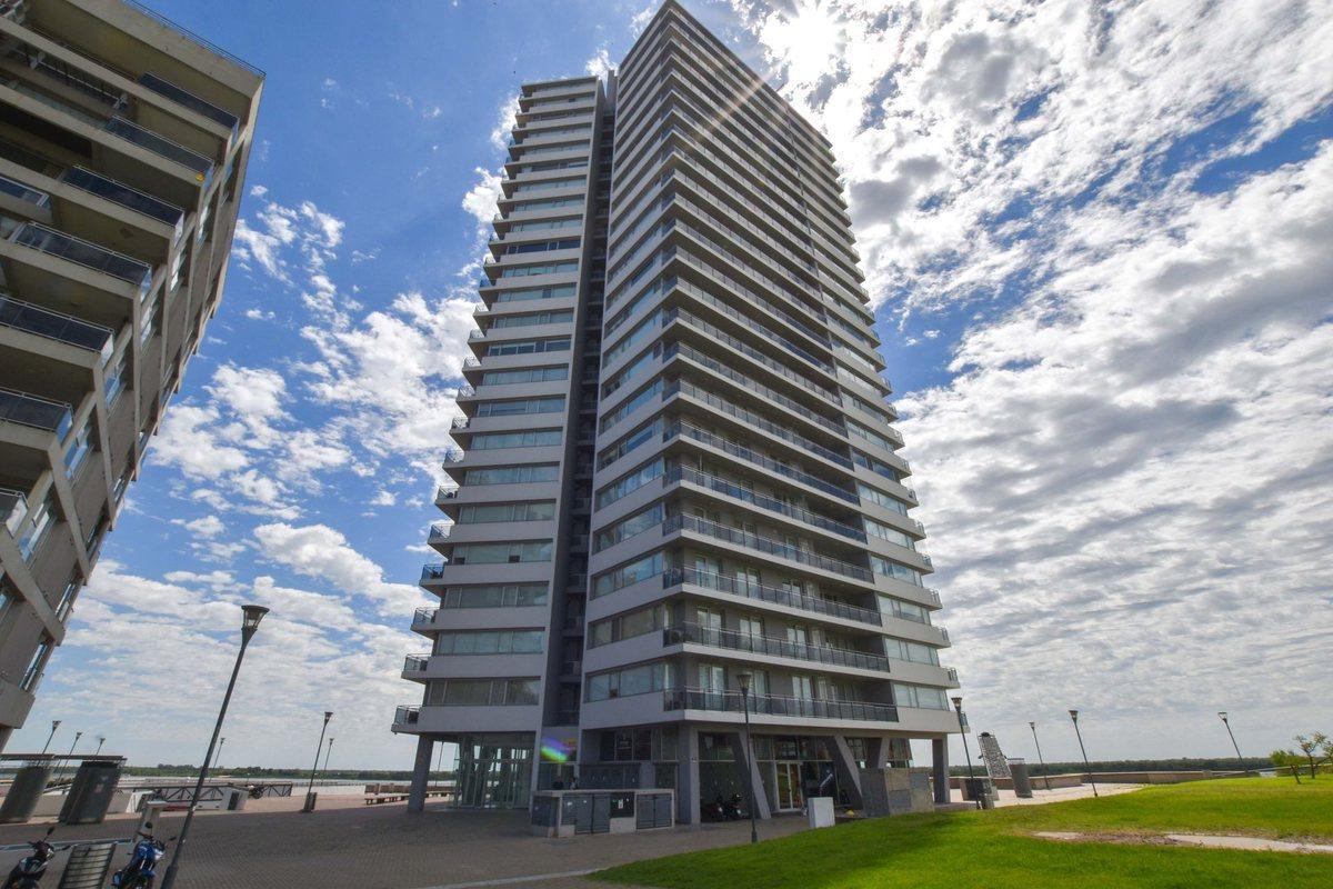 VENTA COCHERA PUERTO NORTE