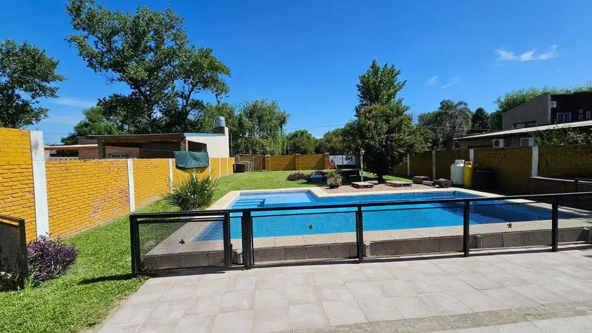 VENTA DE TERRENO CON QUINCHO Y PILETA EN IBARLUCEA 3