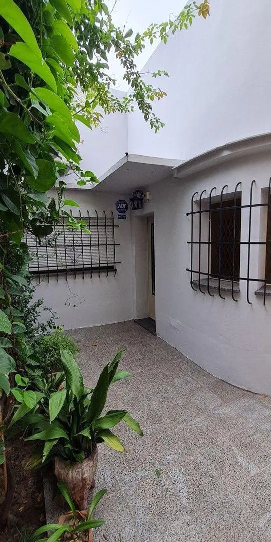 Venta Casa de Pasillo de 2 dormitorios Arroyito 4