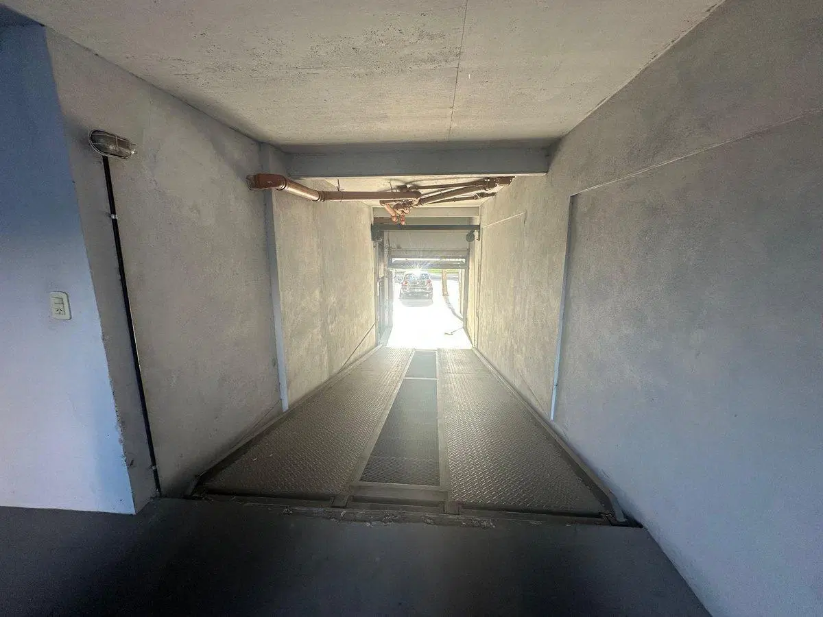 VENTA COCHERA AV. FRANCIA LOURDES 2