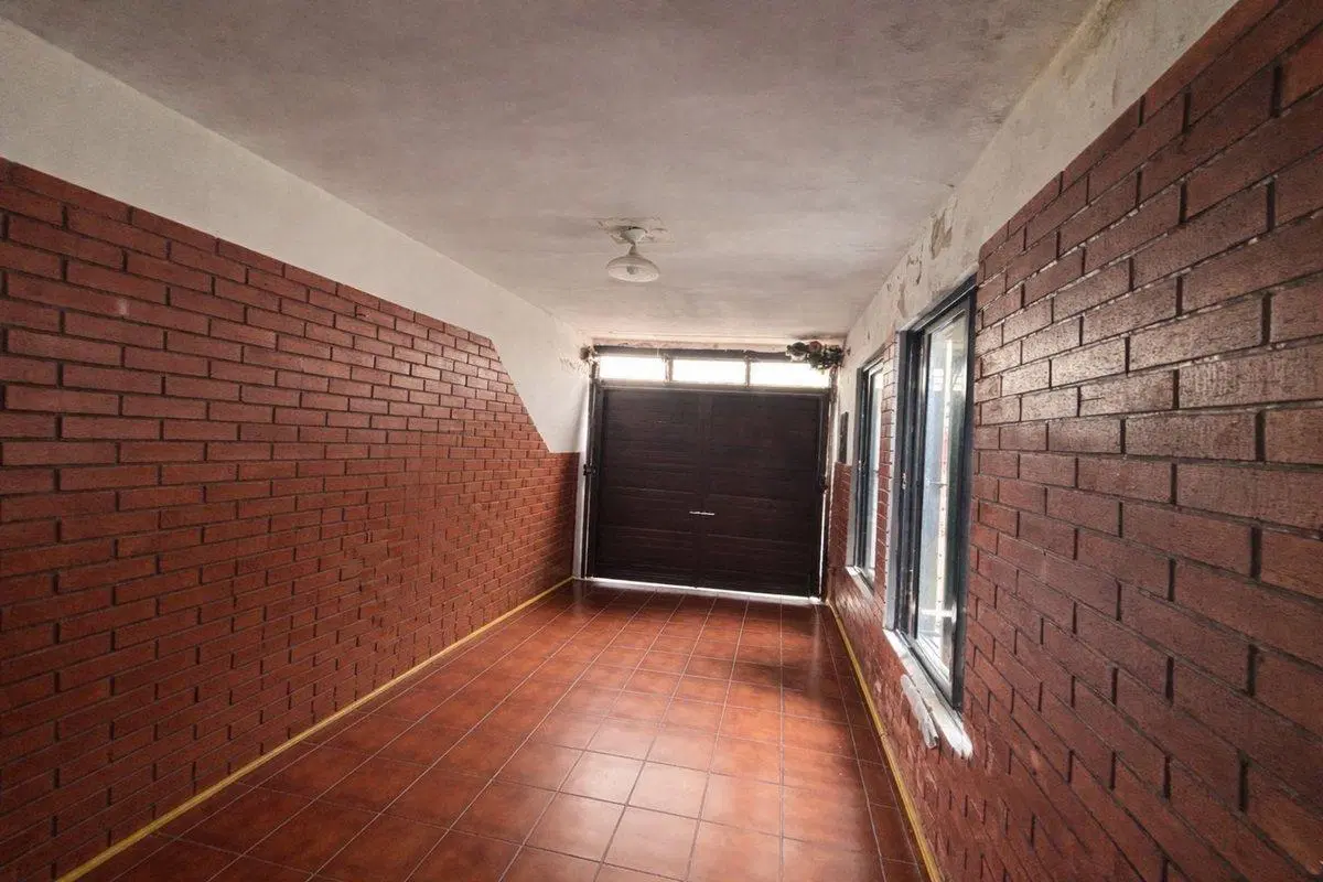 VENTA CASA 3 DORMITORIOS - BARRIO INDUSTRIAL 4