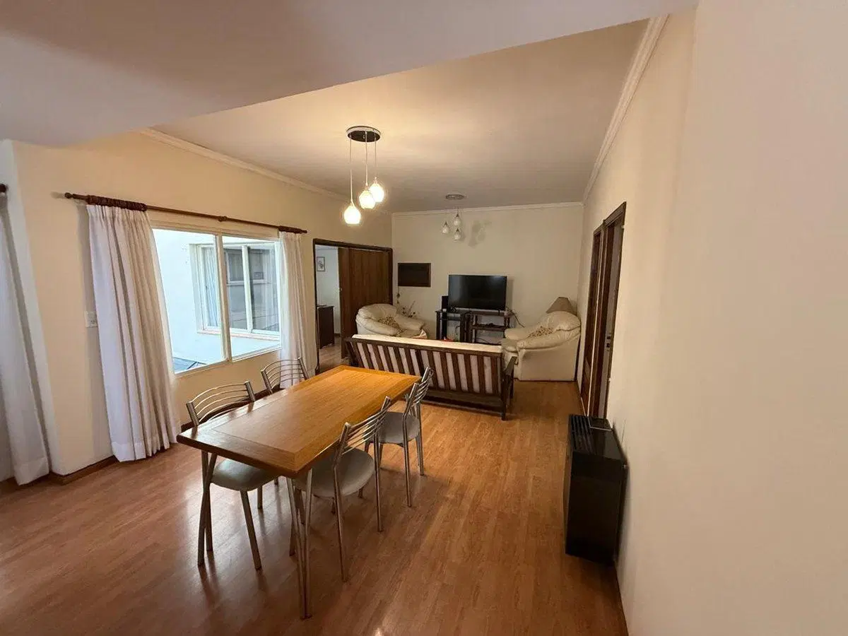 VENTA DEPARTAMENTO 3 DORMITORIOS BALCÓN CENTRO 4