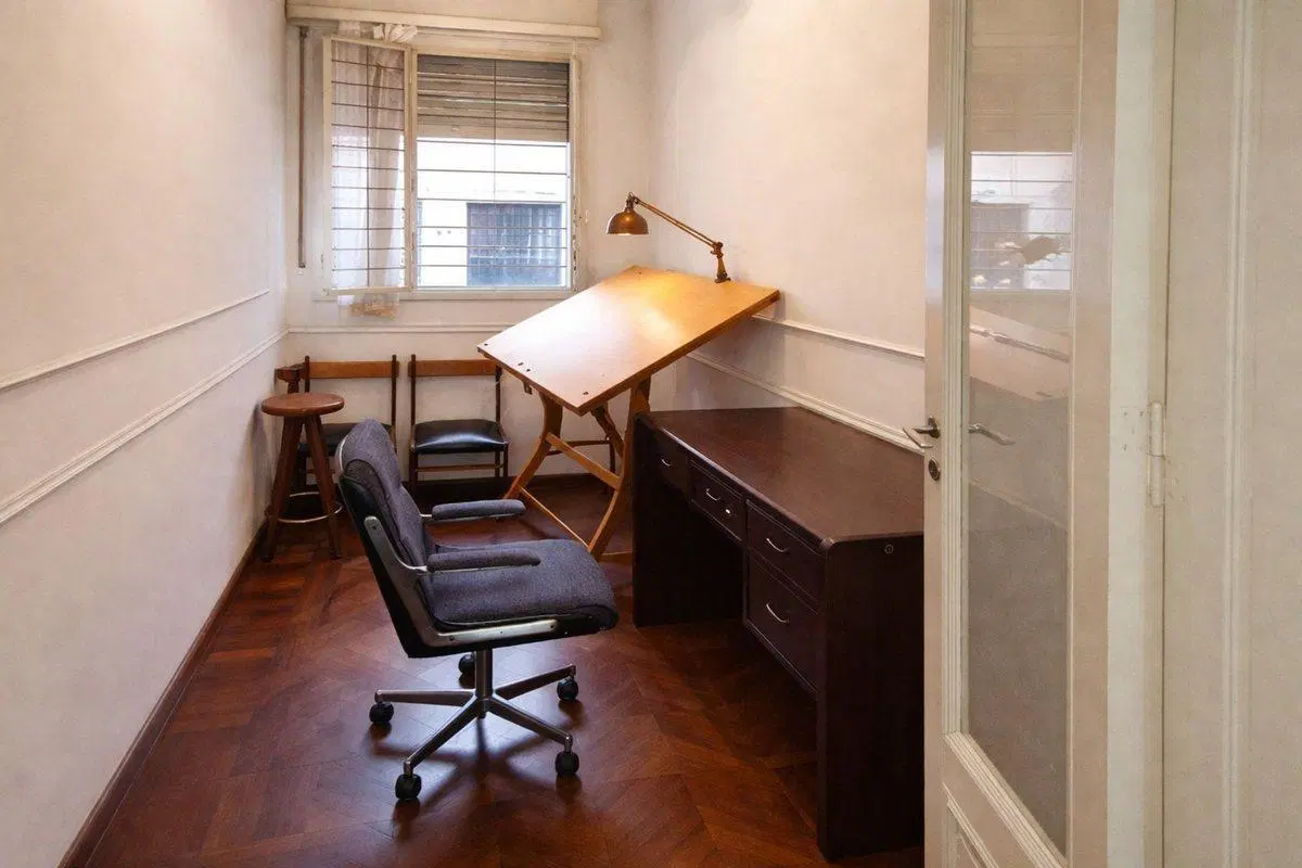 Casa dos dormitorios, terraza. Apta uso comercial 5