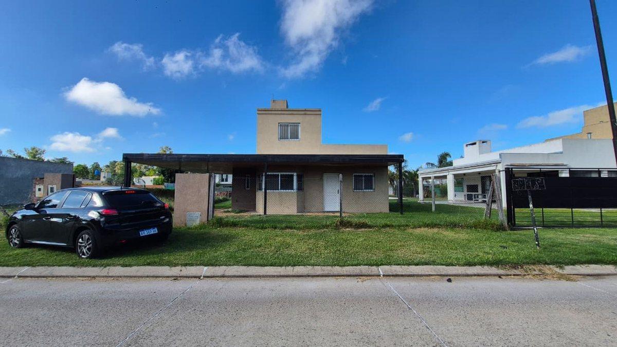 VENTA Casa 2 dormitorios, jardín - Cantegrill