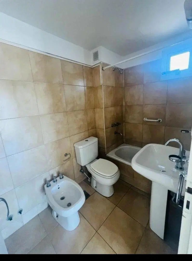DEPARTAMENTO MONOAMBIENTE VENTA AMPLIO BALCÓN 4