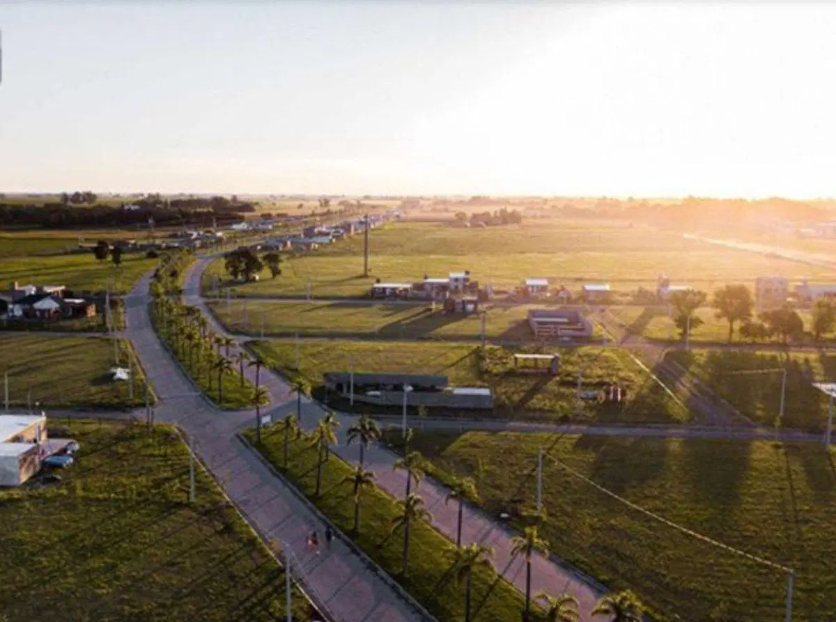 VENTA TERRENO 300 M2 CIUDAD NAUTICA  - ARROYO SECO 2