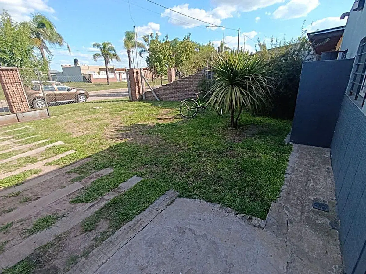 VENTA CASA 3 DORMITORIOS PILETA TDS ARROYO SECO 2