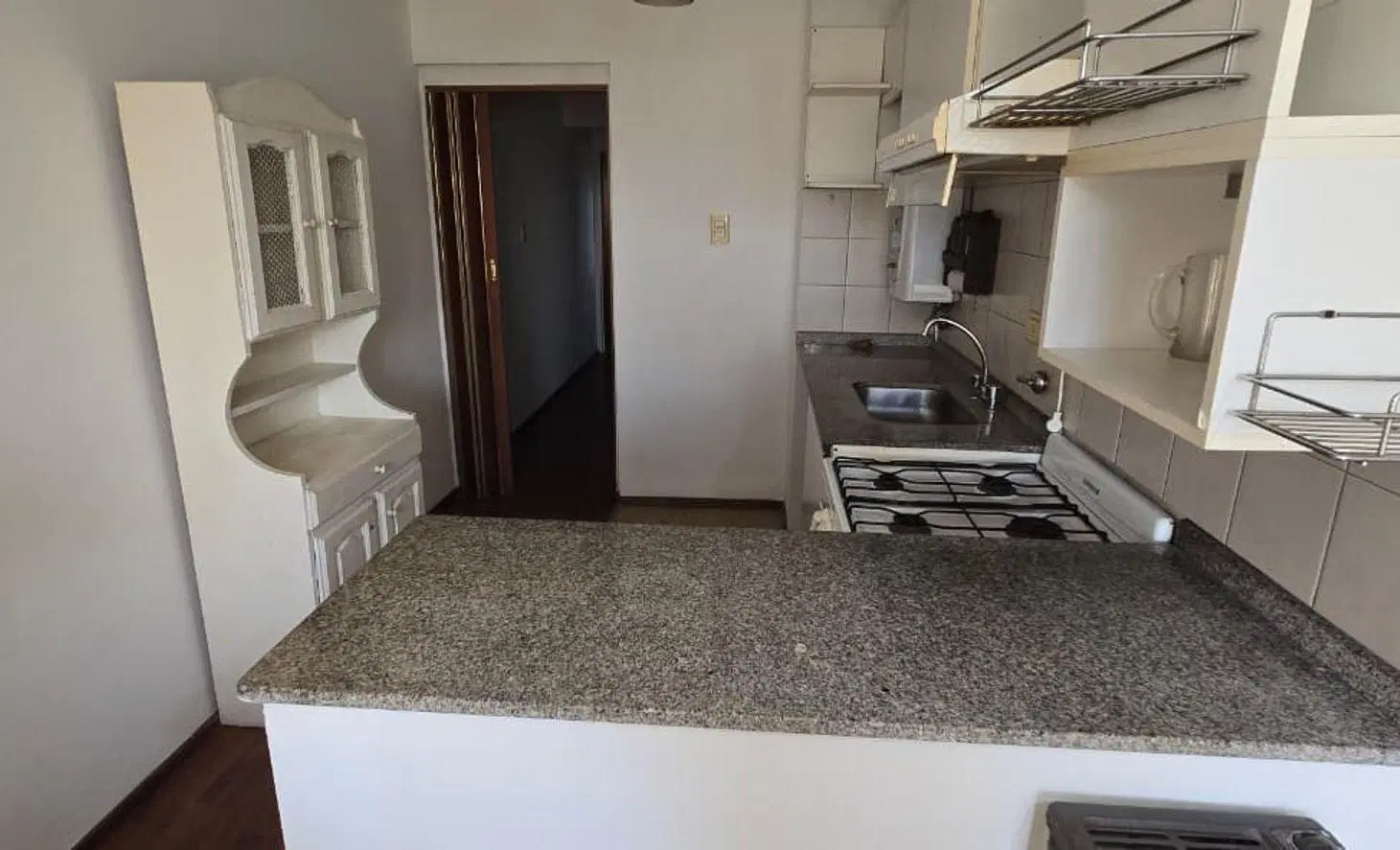 Alquiler Departamento Escalera 1 dormitorio balcón 4