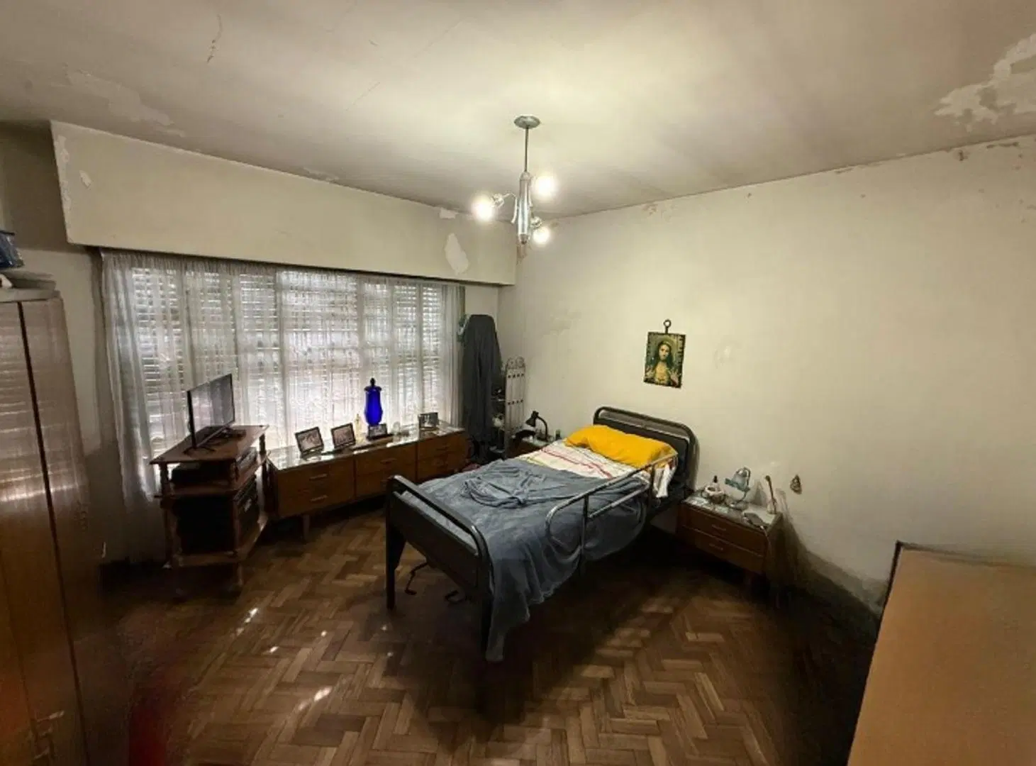 VENTA PH DE 3 DORMITORIOS COCHERA AV. URIBURU P.A. 2
