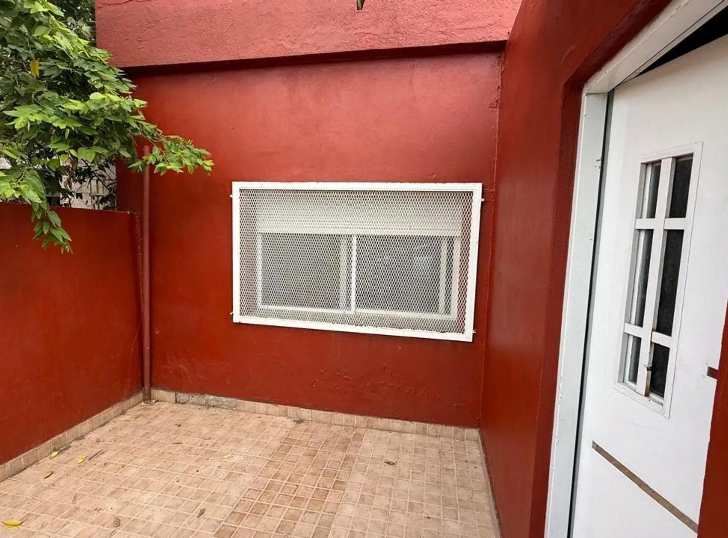 VENTA CASA 4 DORMITORIOS A REFACCIONAR - BAIGORRIA 4