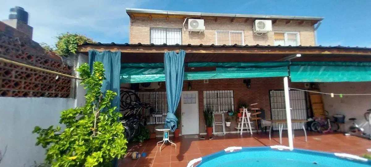 VENTA CASA 2 DORMITORIOS PASILLO UNICO ZONA SUR 3