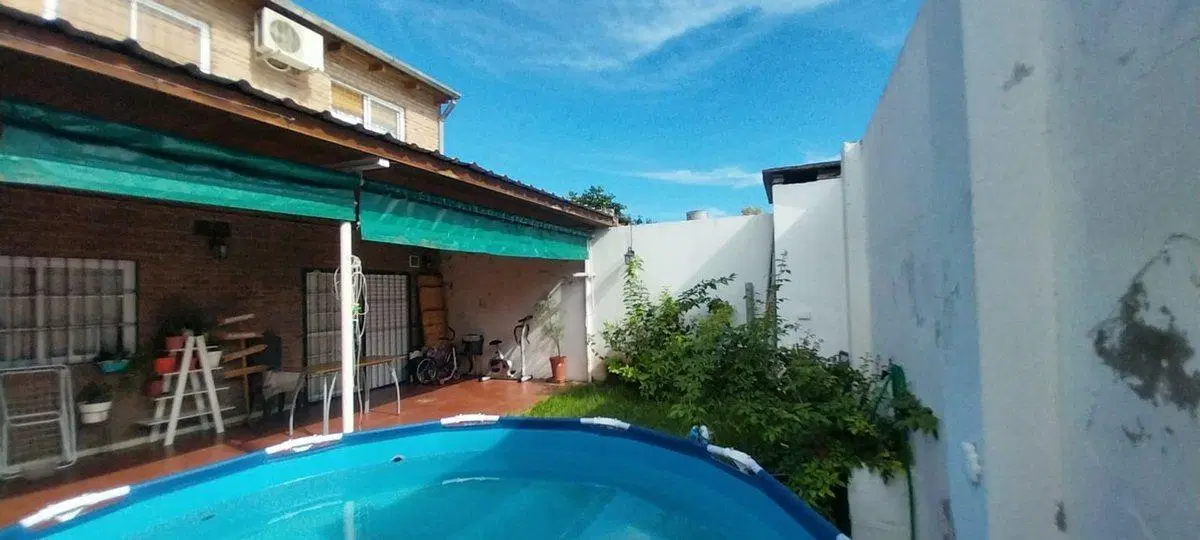 VENTA CASA 2 DORMITORIOS PASILLO UNICO ZONA SUR 4