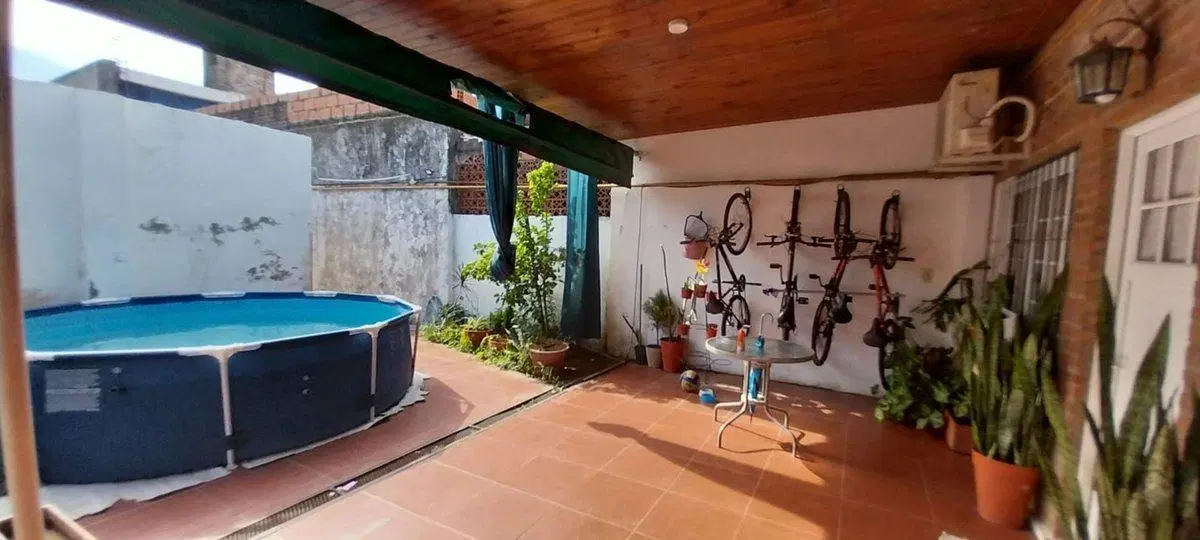 VENTA CASA 2 DORMITORIOS PASILLO UNICO ZONA SUR 8