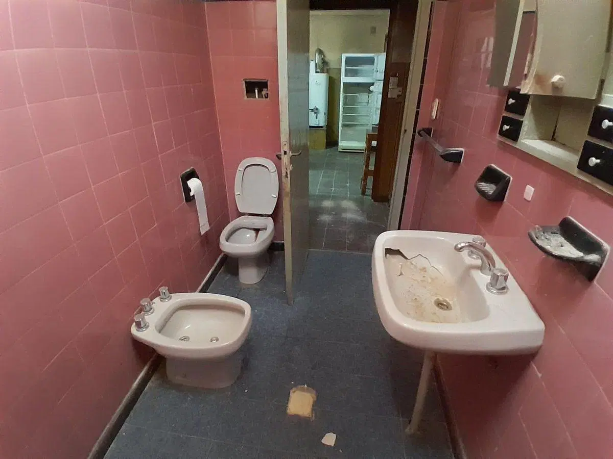 CASA EN VENTA A RECICLAR EN ZONA SUR 2