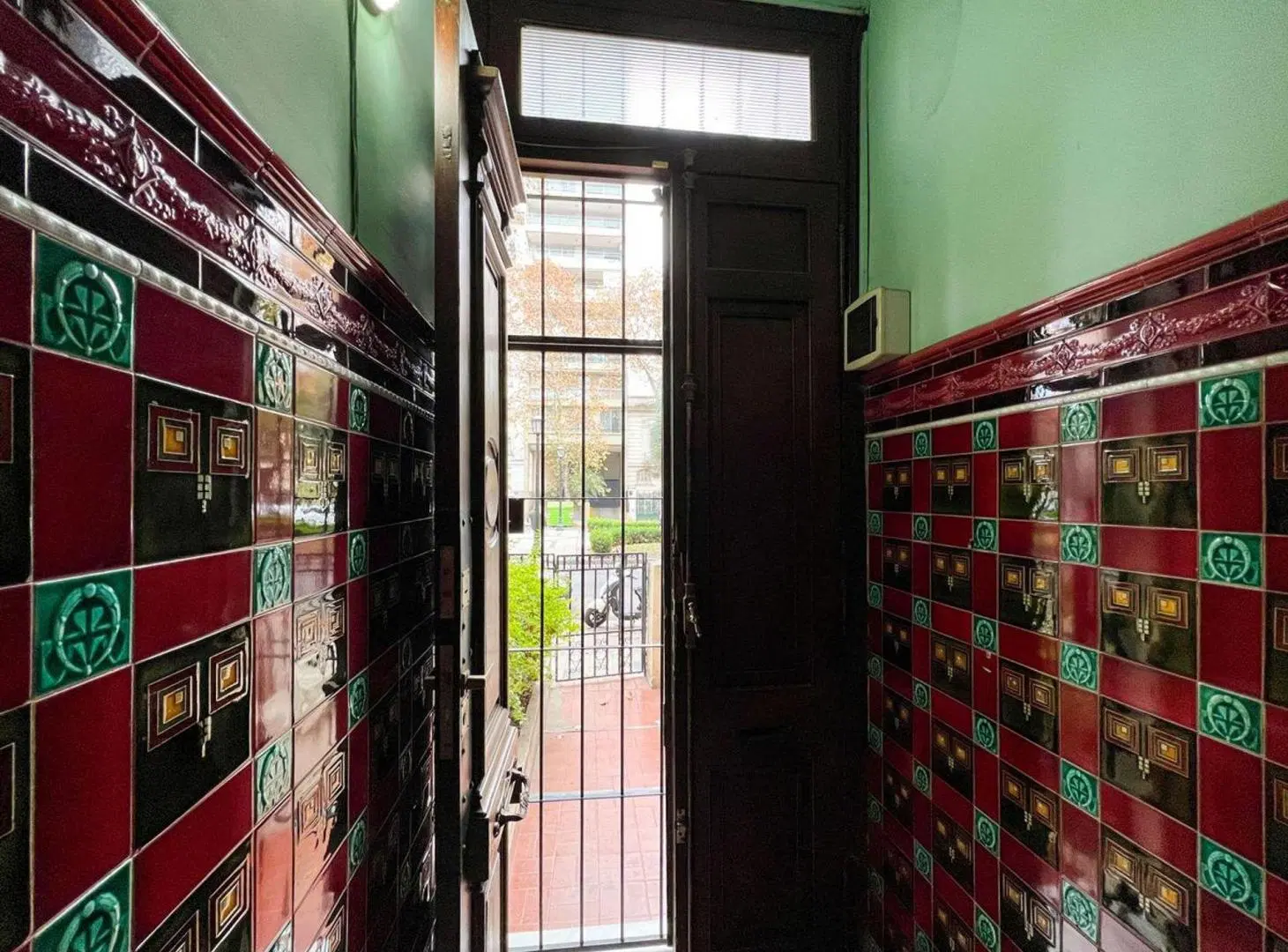 VENTA CASONA PB- BV OROÑO 500 - APTO INSTITUCIONES 5
