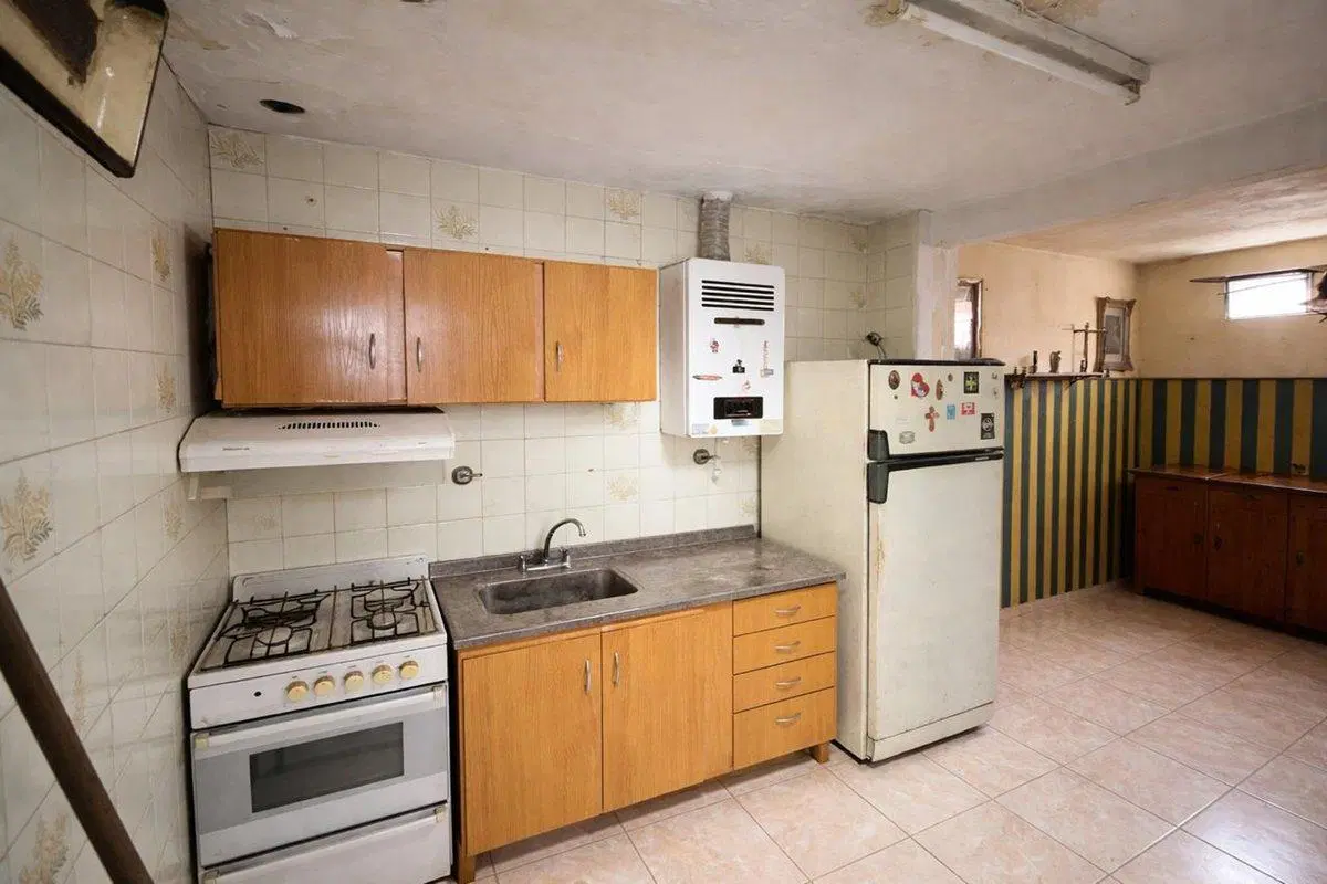 VENTA CASA DOS DORMITORIOS A REFACCIONAR 4