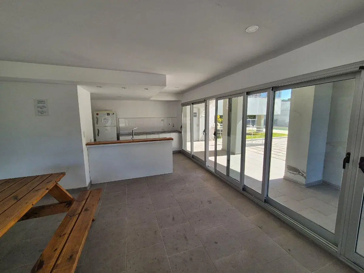 DEPARTAMENTO 2 DORMITORIOS, AMENITIES. ALBERDI 8