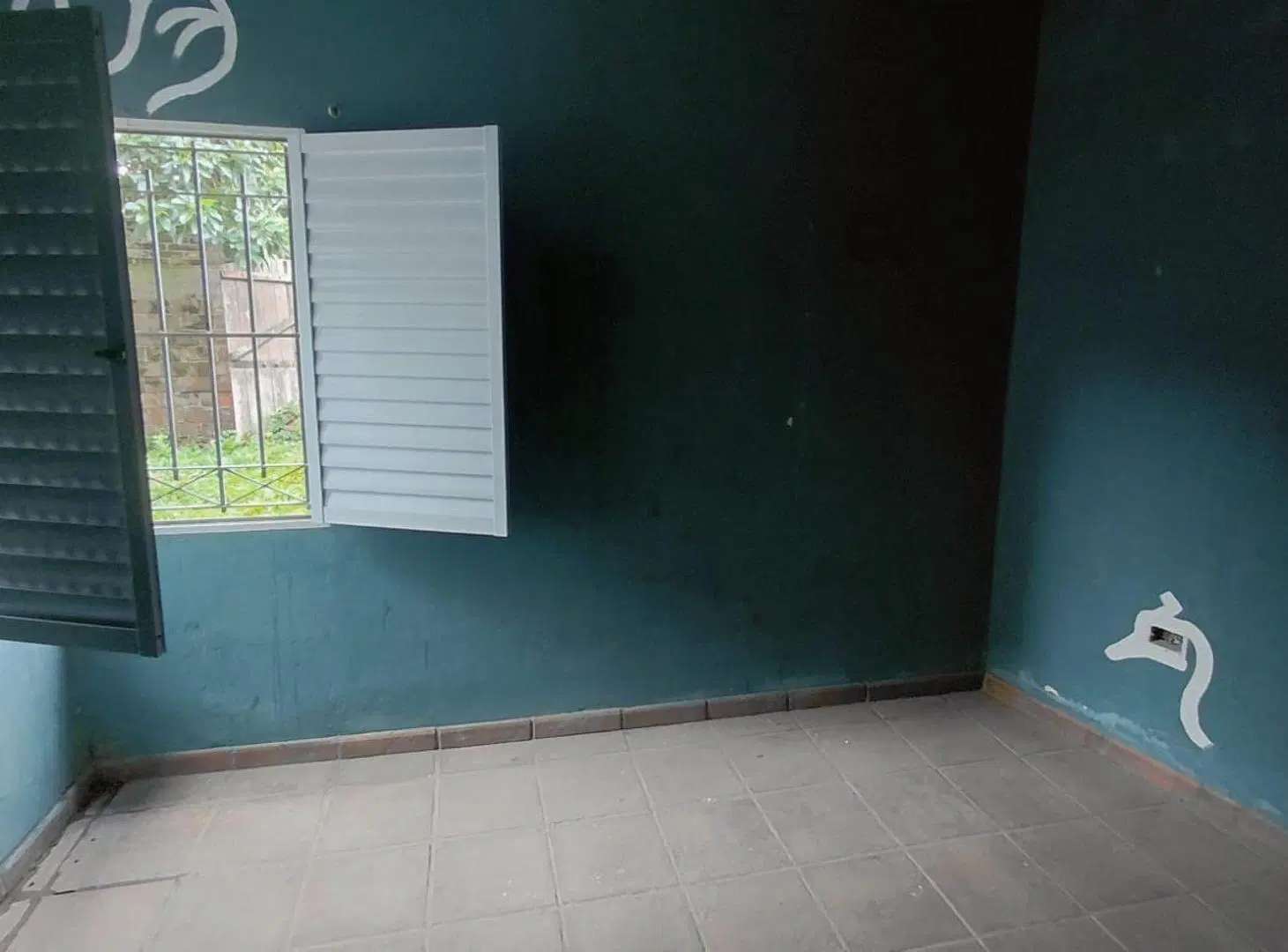 VENTA CASA 2 DORMITORIOS C/DPTO INTERNO A RECICLAR 4