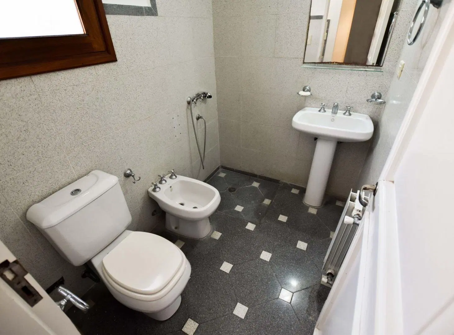 VENTA. CASA 3 DORMITORIOS COUNTRY LA BAHIA. 2