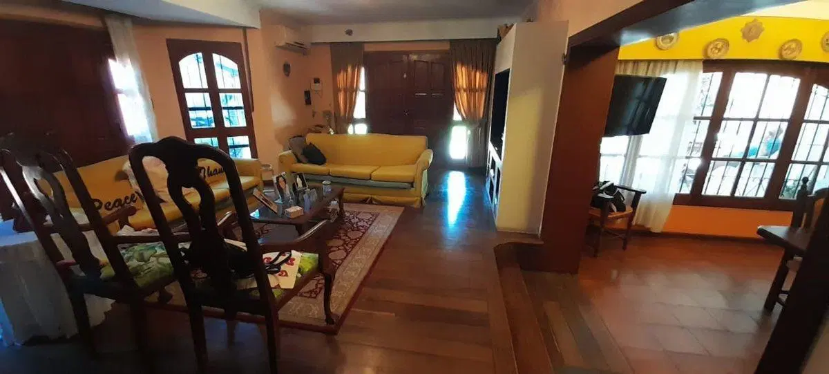 VENTA CASA FISHERTON AMPLIO JARDIN, PILETA QUINCHO 2