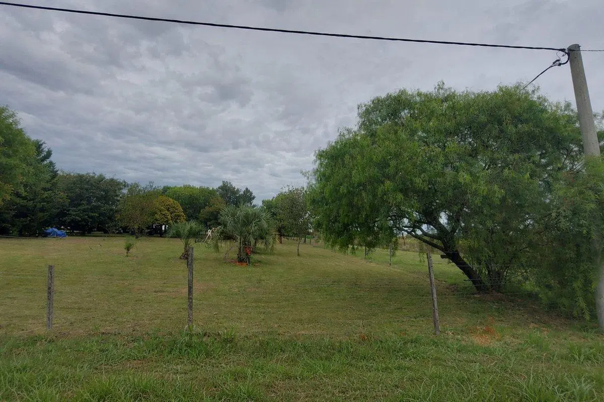 TERRENO / LOTE EN VENTA OLIVEROS 1250 m2 2
