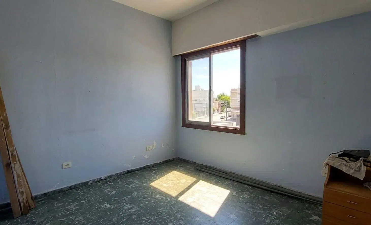Venta Casa 4 dormitorios cochera y patio Echesortu 2