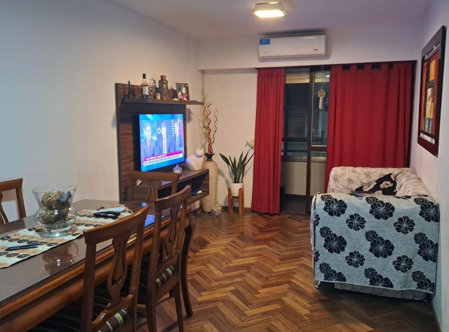 VENTA DEPARTAMENTO 3 DORMITORIOS BALCÓN CENTRO