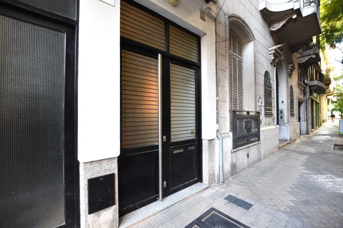 Alquiler oficinas/consultorios/atelier centro rio 5