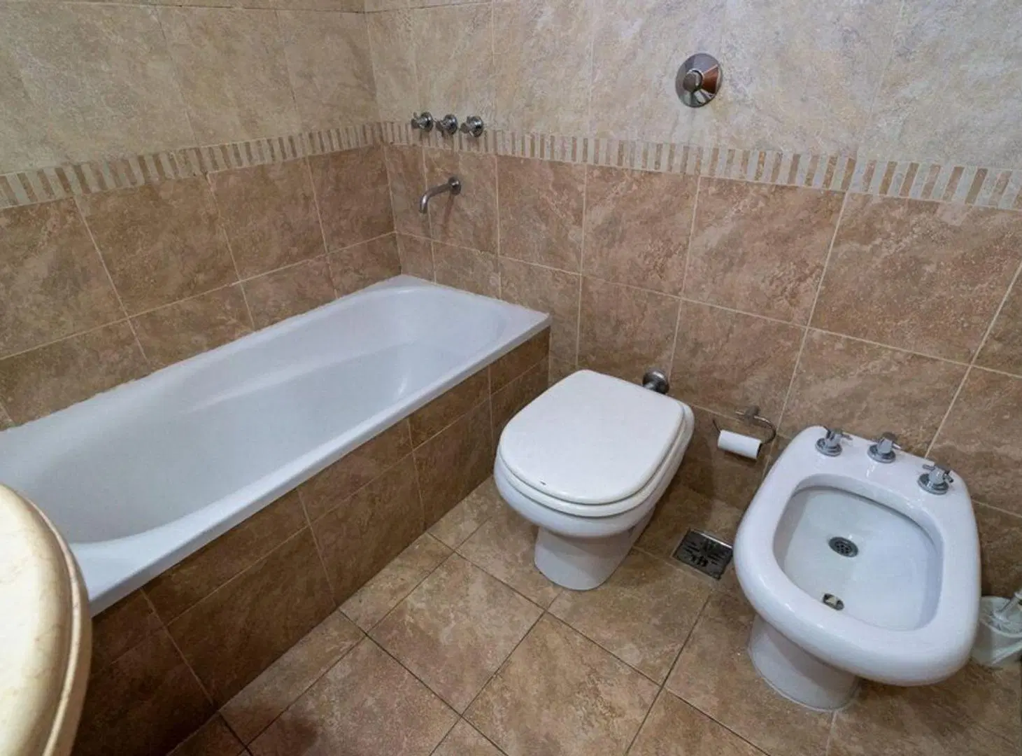 ALQUILER Departamento 1 dormitorio+cochera CENTRO 5